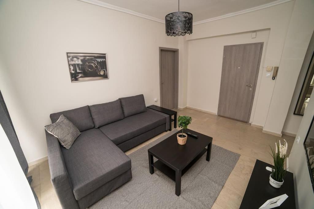 ניאה מודאניה Markopoulosapartments מראה חיצוני תמונה