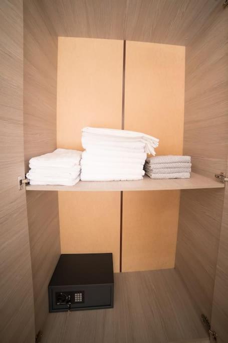 ניאה מודאניה Markopoulosapartments מראה חיצוני תמונה