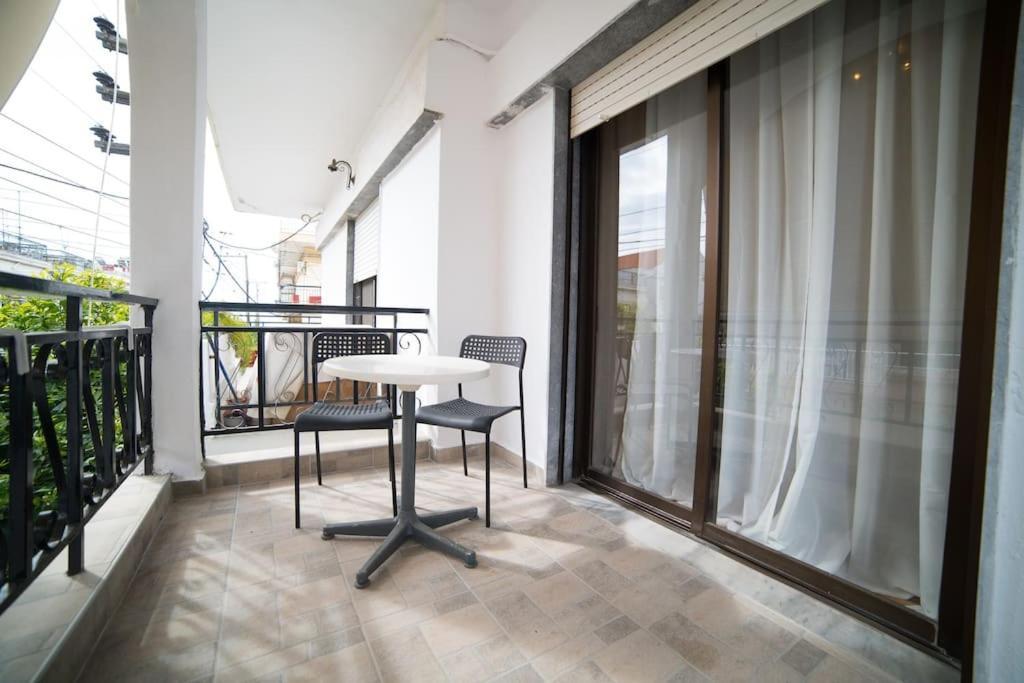 ניאה מודאניה Markopoulosapartments מראה חיצוני תמונה