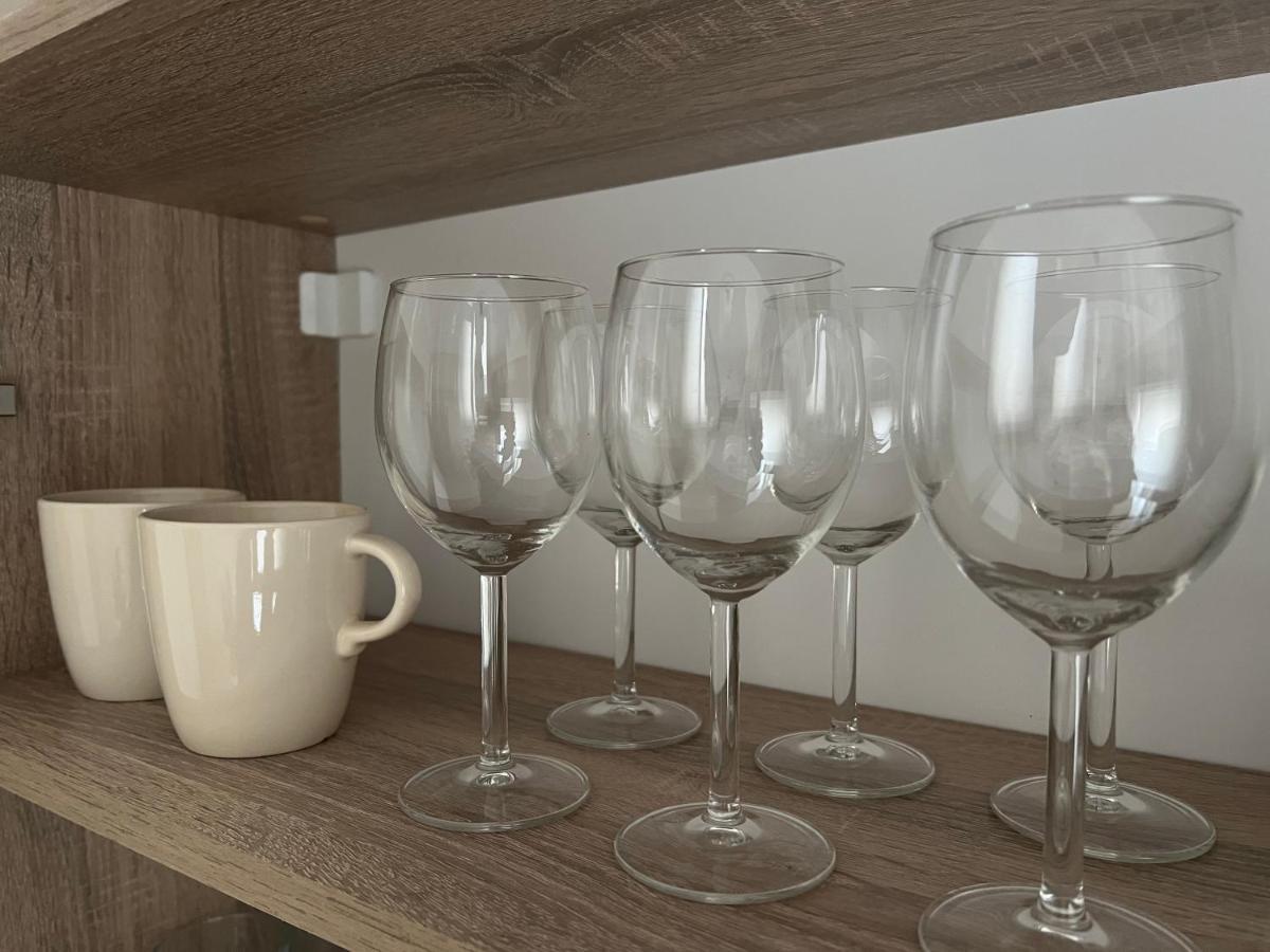 ניאה מודאניה Markopoulosapartments מראה חיצוני תמונה